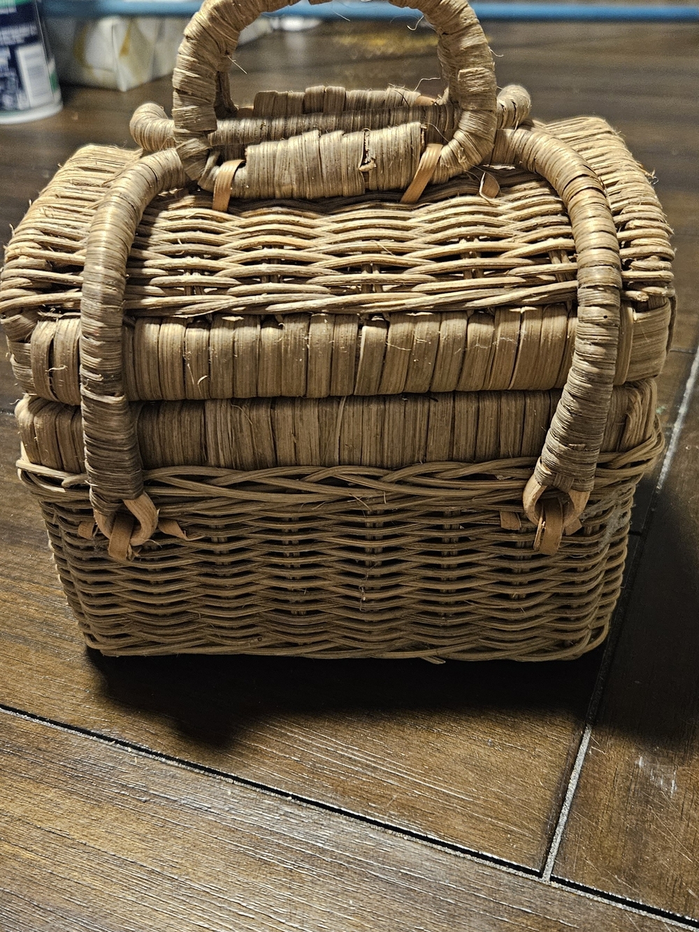 Woven Rattan Picnic Basket with Handle - Natural Brown